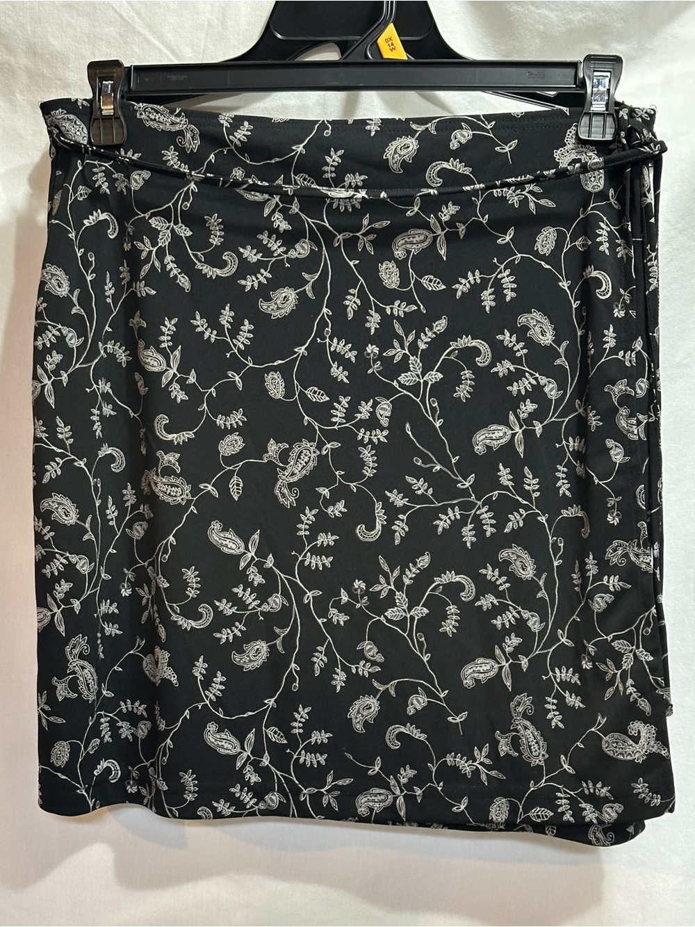 Merona wrap around Black Mini Skirt with White Floral Print